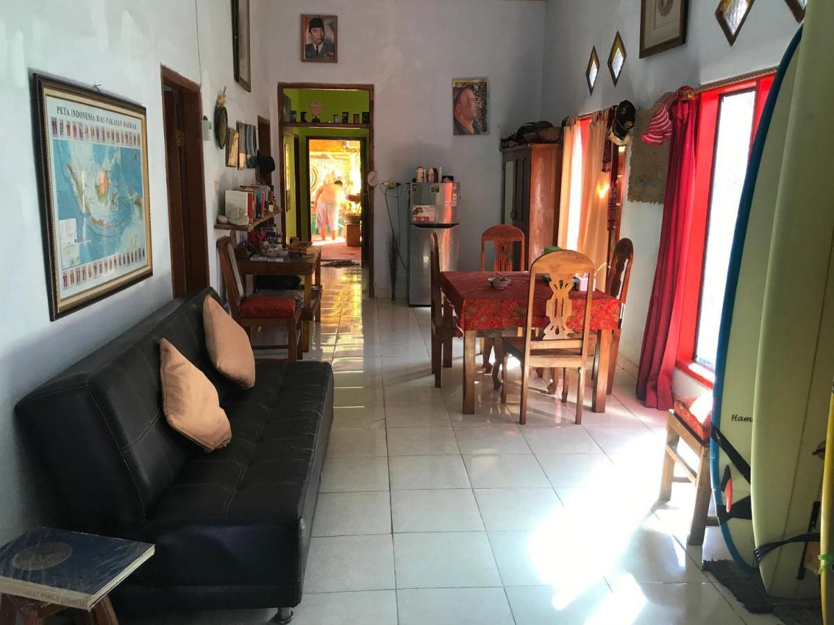 Red Beach Homestay Pasanggaran Dış mekan fotoğraf